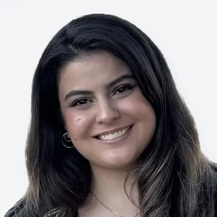 Headshot of Julia Magnani, eCommerce Manager, Puracy